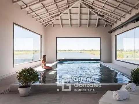 Terreno en Venta de 902,0 m2