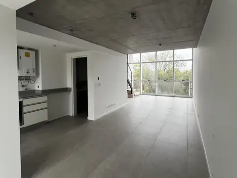 Ruta 9 y Suipacha . S2132 - Funes Centro - 02 F