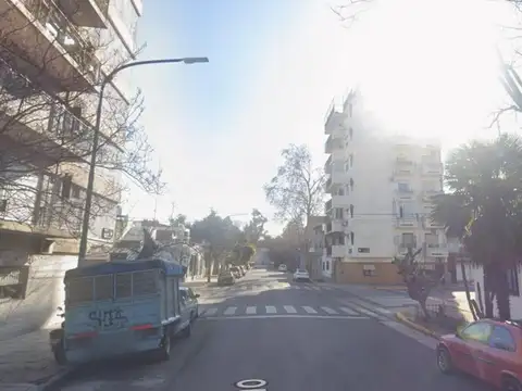 Lascano e/ Terrero y Avenida San Martin