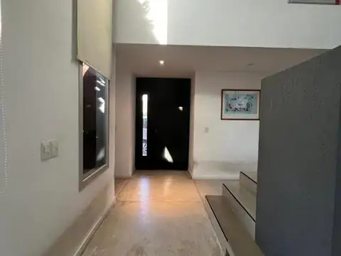 Casa en Venta en Countries y Barrios Cerrados en Tigre, USD 290.000