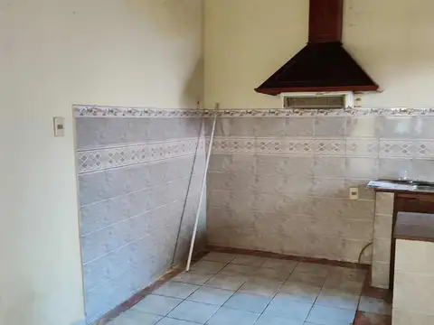 Casa 2 ambientes con 3 baños