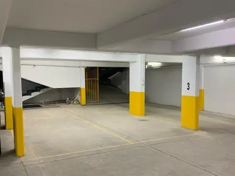 Cochera en Venta Fija