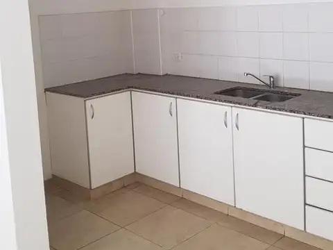 Departamento en Alquiler con 1 cocheras