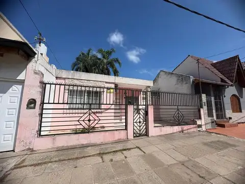 CASA EN VENTA ZÁRATE