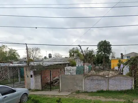 Lote en Glew sobre calle El Plata 