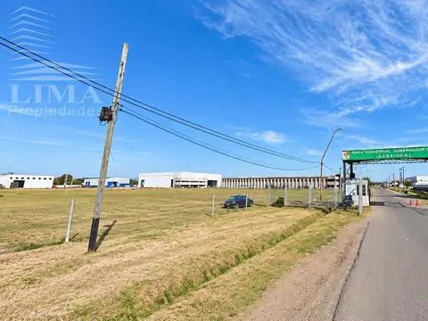 Terreno en Venta 61  mts Frente