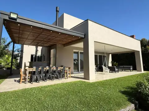 Virazon, Casa Al Agua en Venta! Nordelta, Tigre