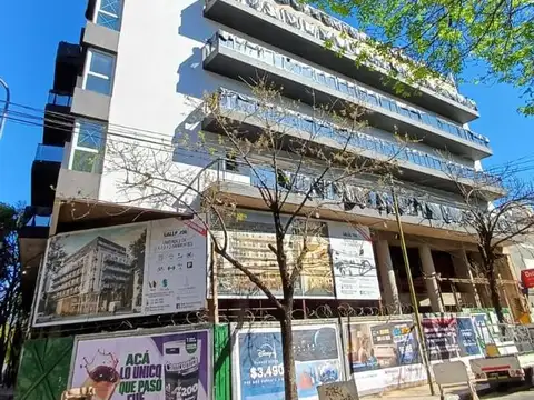 3 ambientes apto profesional en venta en Gallo al 700