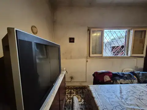 VENTA CASA 4 AMB-FONDO LIBRE- 272 M2-