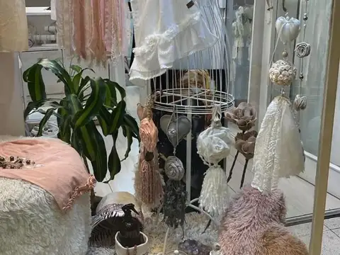 VENTA FONDO DE COMERCIO DE DECORACIÓN EN EL CENTRO