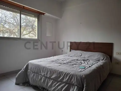 58 entre 15 y 16 - Departamento dos dormitorios apto banco