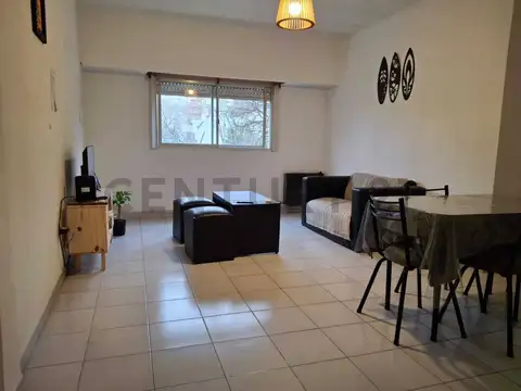 58 entre 15 y 16 - Departamento dos dormitorios apto banco