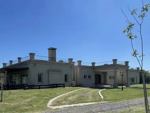 La Asunción 100