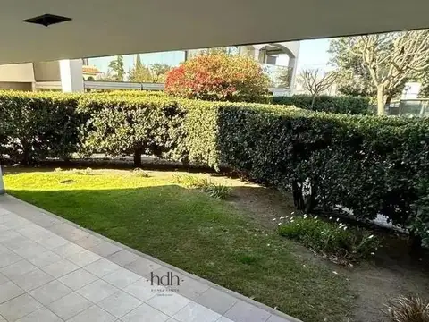 Departamento en Venta al Noreste