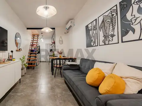 Depto Tipo Casa 2 ambientes con 1 baño