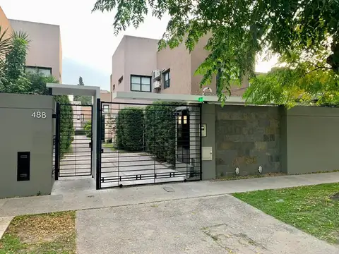 DUPLEX DE 2 AMB CON COCHERA