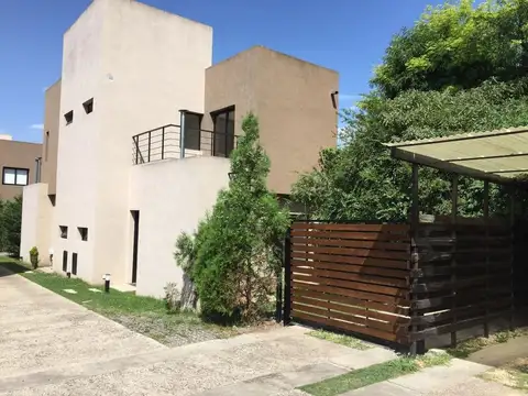 Cnel M Dorrego 400