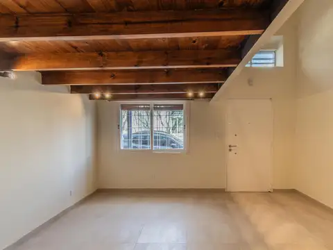 Depto Tipo Casa en Alquiler al Este