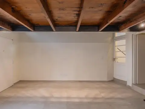 Alquiler, PH, 4 Ambientes, 2 Baños completos,Cochera Cubierta, Reciclado a nuevo, Saavedra,CABA