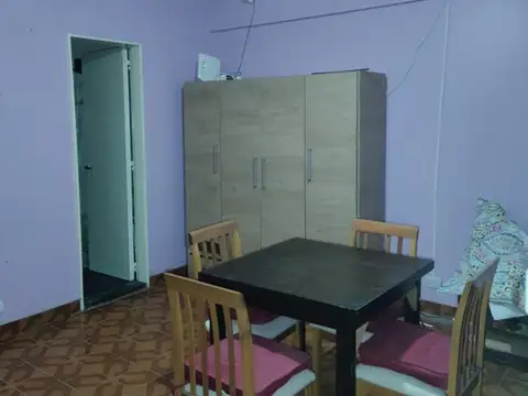 Se visita hoy- Monoambiente con cocina y baño completo
