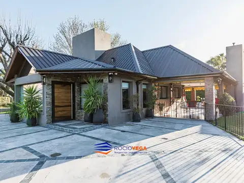 Casa a la venta en Country Banco Provincia