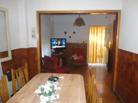 Depto Tipo Casa 3 ambientes con 1 baño