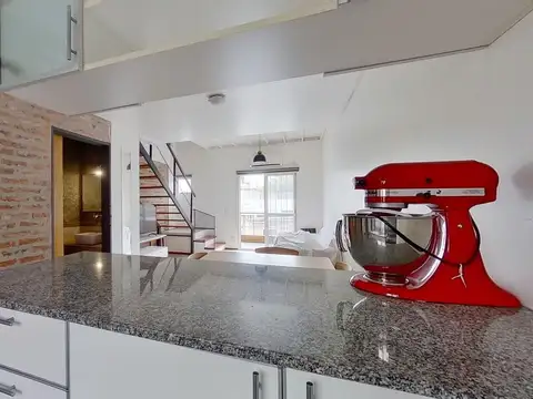 Depto Tipo Casa en Venta 16 años