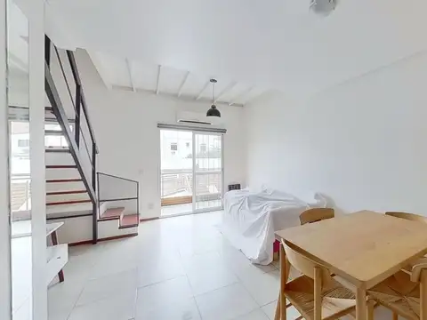 Depto Tipo Casa en Venta de 3 ambientes