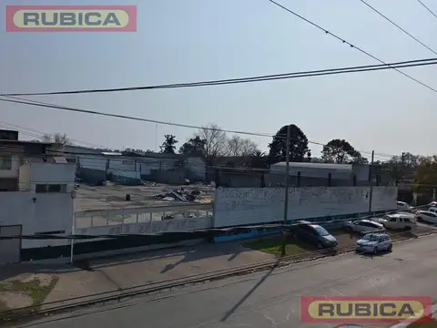 Excelente Predio Industrial - Avda. Belgrano , Don Torcuato, a metros de Panamericana km.26