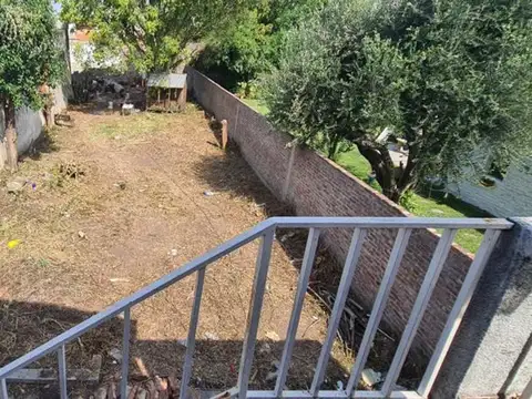 Terreno en Venta en Villa Luzuriaga, USD 180.000