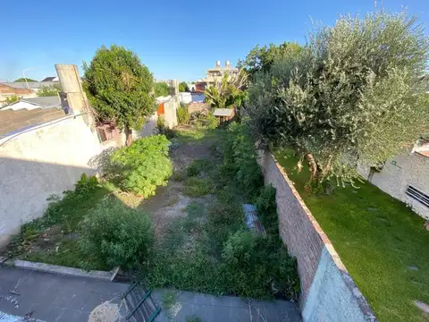 LOTE EN VENTA - IDEAL INVERSOR - Villa Luzuriaga.