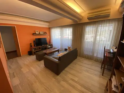 Depto Tipo Casa en Venta en Mataderos, USD 220.000