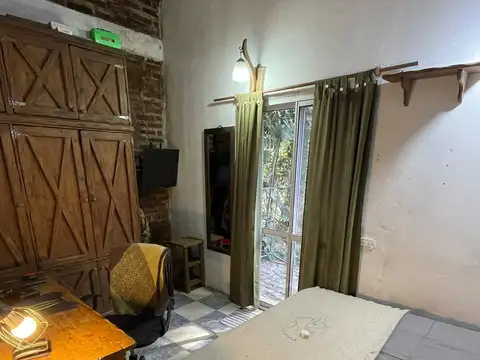 Casa 6 ambientes con 2 baños