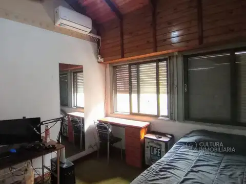 VENTA CASA 3 AMB COCHERA QUINCHO Y PILETA C. EVITA