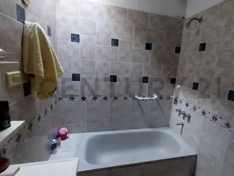 OPORTUNIDAD Casa de 107 m2 cubiertos a RECICLAR en Rio Cuarto