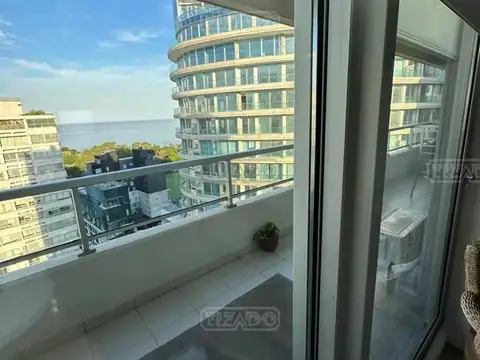 Departamento en Alquiler en Vicente Lopez Vias / Maipu, USD 1.800