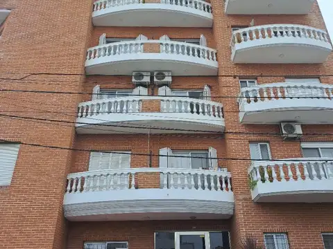 150 1500, Piso 7°