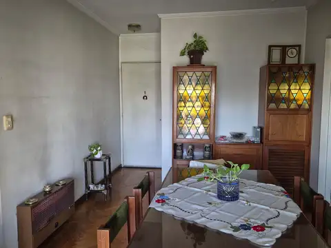 Cullen 5000, Piso 2º