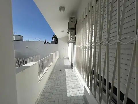 Alquiler Ph estilo Casa por escalera 3 Amb 2 dormitorios con