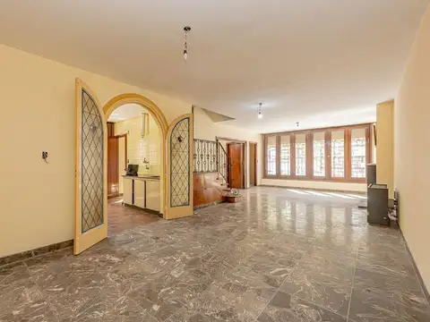 Alquiler Comercial multidestinos Ramos Mejía Norte