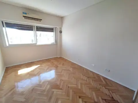 Departamento 4 ambientes con 3 baños