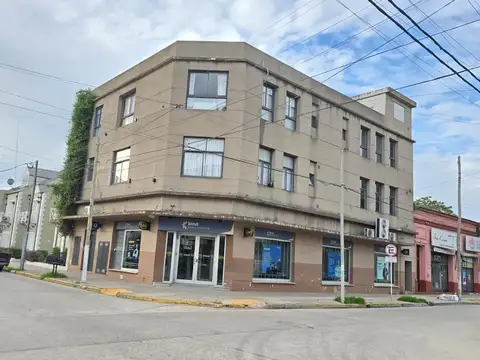 Rivadavia 700, Piso 1°