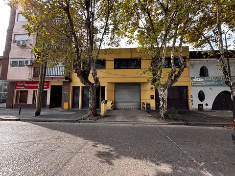 VENTA IMPORTANTE PROPIEDAD PARA EMPRENDIMIENTO EN ZONA COMERCIAL