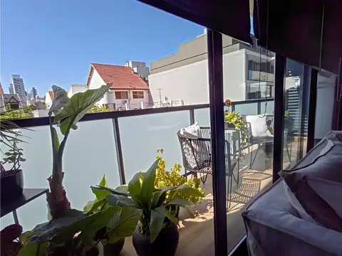 Venta departamento 3 ambientes con balcón aterrazado y cochera en Banfield