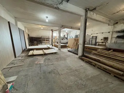 GALPON EN VENTA MAS 2 DEPTOS 2 AMB ISIDRO CASANOVA