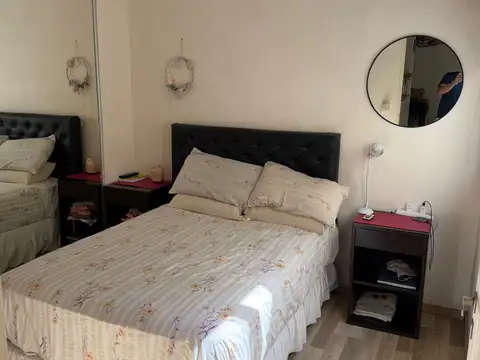 2 AMBIENTES CON PATIO - PLANTA BAJA IMPECABLE Departamento tipo casa en venta en Liniers