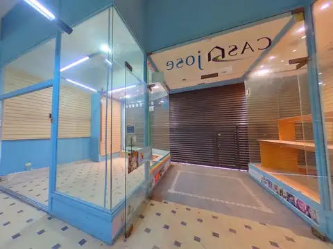 Excelente Local Comercial en Venta