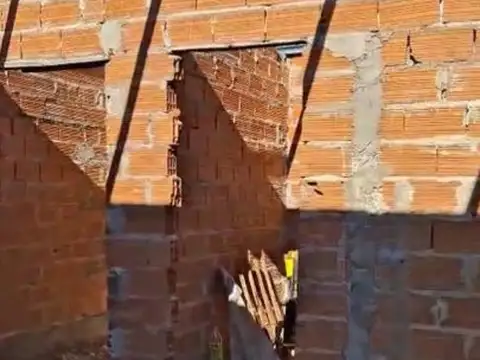 Casa A Terminar En Josefa Somalera De Zavala 1700, B. La Blanqueada, Moreno En Venta