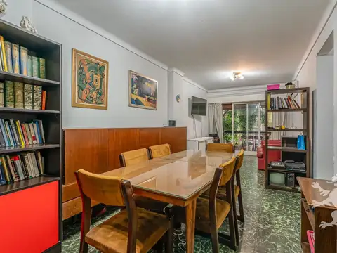 DEPARTAMENTO - VENTA - 3 AMBIENTES - AL FRENTE - COCHERA - BELGRANO