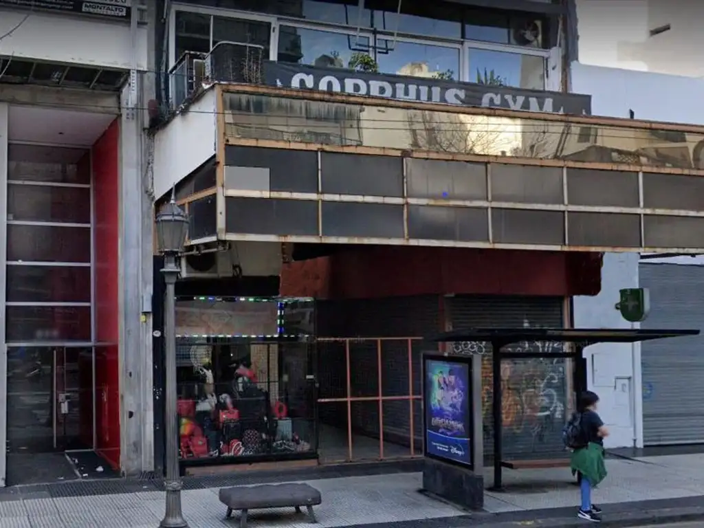 Avenida Entre Ríos 600